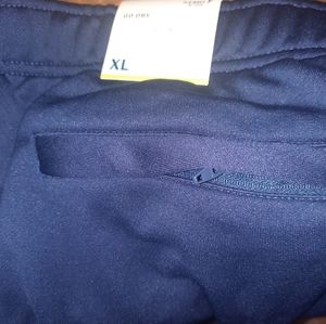 Mens NWT old navy go dry sweat/comfy pants